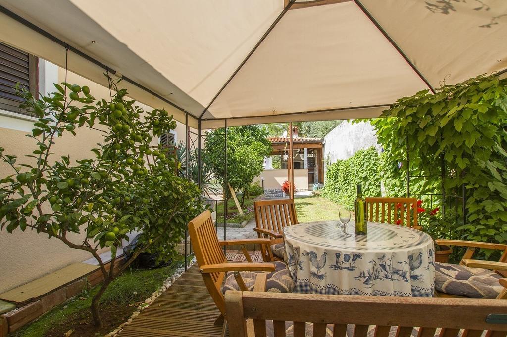 Apartments Emilia Rabac Pokoj fotografie